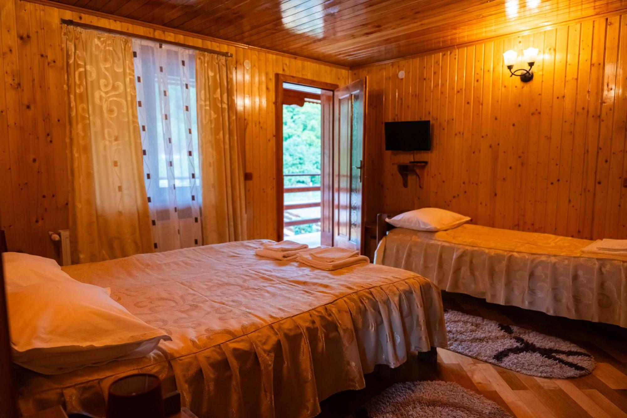Cabana Sargetia Costesti  Екстер'єр фото